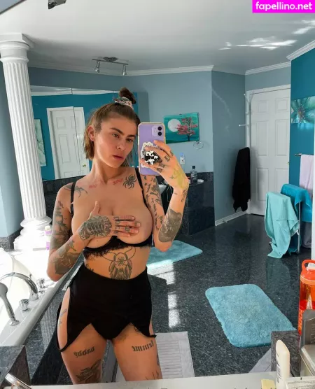 Charlieshe OnlyFans Thumbnail #rFcUirs0ze