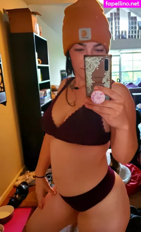 Charlihoodwouldfree OnlyFans Thumbnail #qMXf1pAnb3