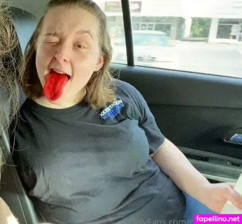 Charliiieyrae OnlyFans Thumbnail #q1rG6p2ItU