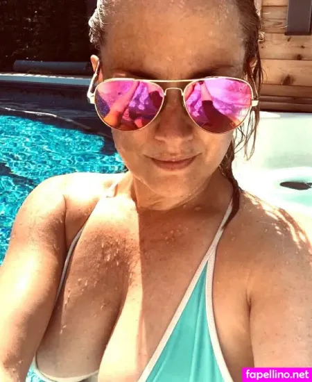 Charlizefoxxx OnlyFans Thumbnail #vgMaheH6z0