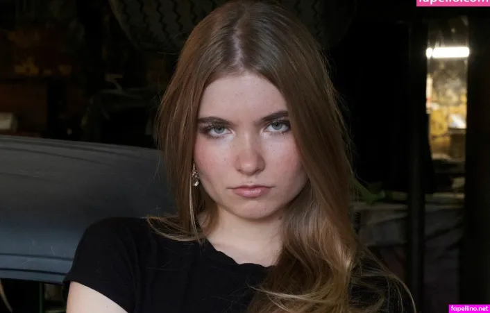 Charlott Reschke OnlyFans Thumbnail #AFWfTkQUrm