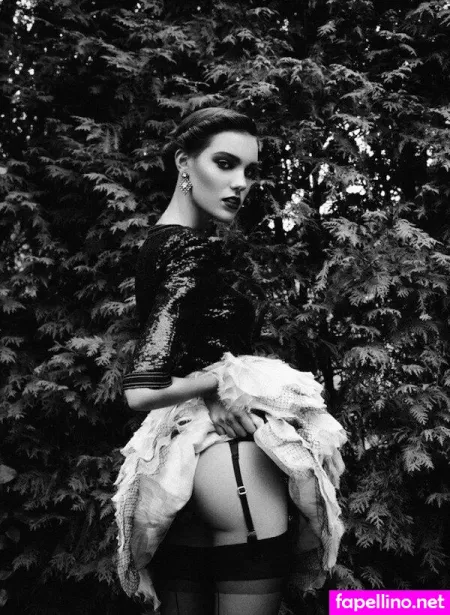 Charlotte Cardin OnlyFans Thumbnail #ZpHRhWqYLM