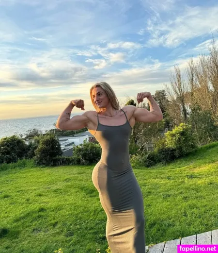 Charlotte Chant OnlyFans Thumbnail #4pftyQrxcK