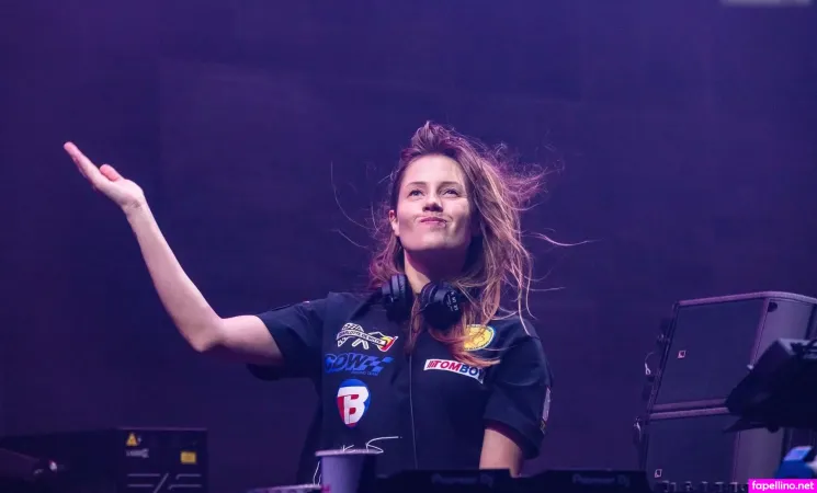 Charlotte De Witte OnlyFans Thumbnail #jFcxWOHana