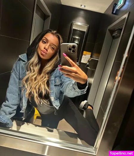 Charlotte De OnlyFans Thumbnail #NeEof1BW04