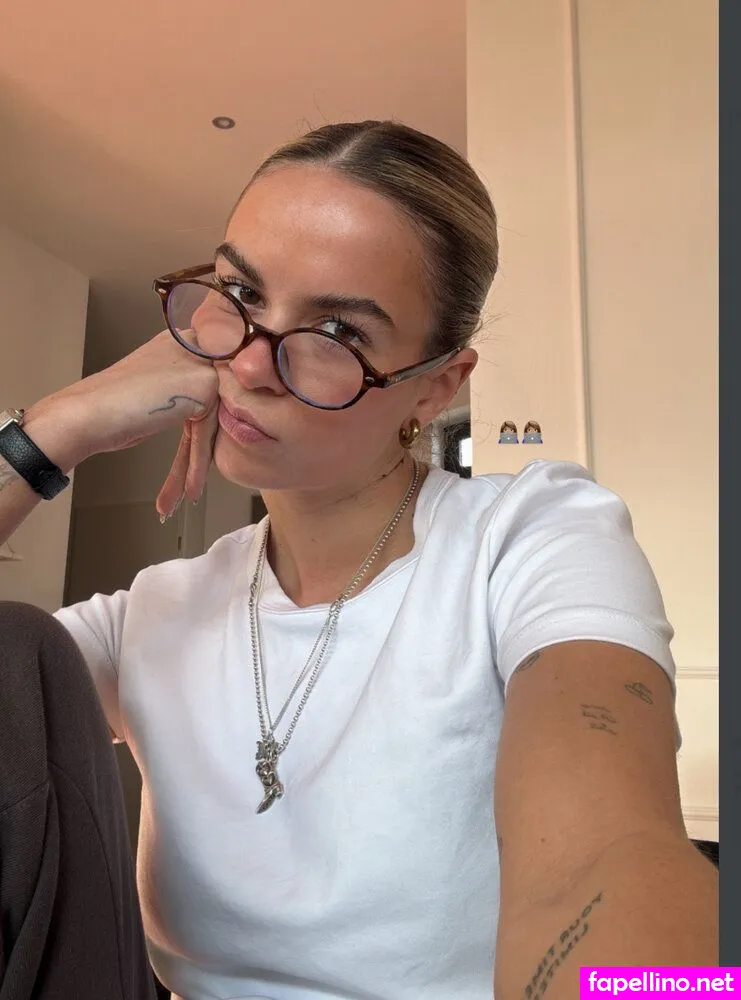 Charlotte Fromm Nude Leaked OnlyFans Photo #qK1k5ajI38