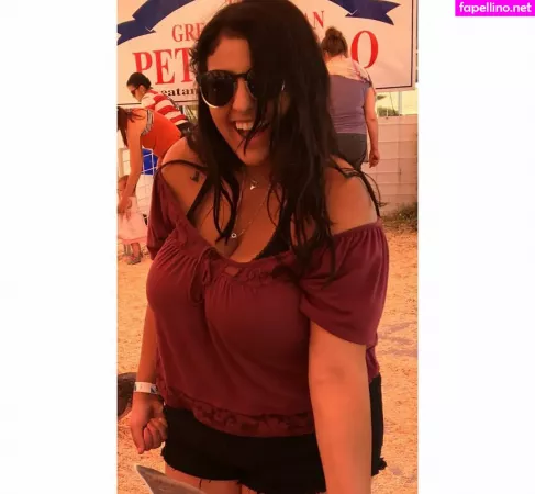 Charlotte Godoy OnlyFans Thumbnail #AVbQfXv4kn