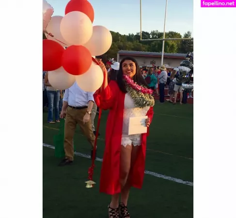 Charlotte Godoy OnlyFans Thumbnail #CInTFZkTeG