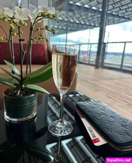 Charlotte Grace OnlyFans Thumbnail #4uHp58bLUv