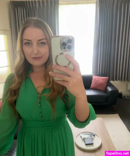 Charlotte Grace OnlyFans Thumbnail #9IXQ71lxXs