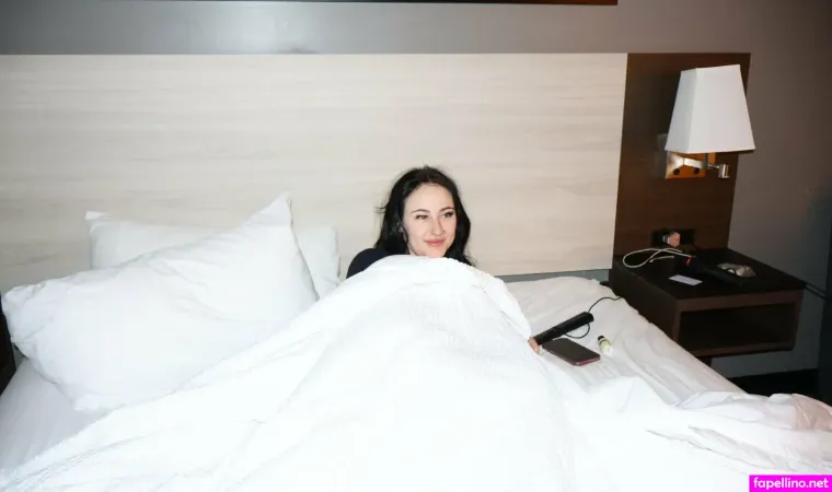 Charlotte Grace OnlyFans Thumbnail #IBsIhCeB40