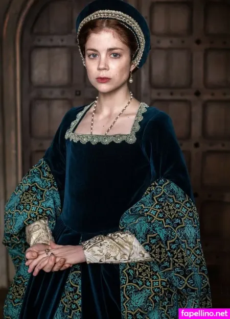Charlotte Hope OnlyFans Thumbnail #16aG1N7VNB