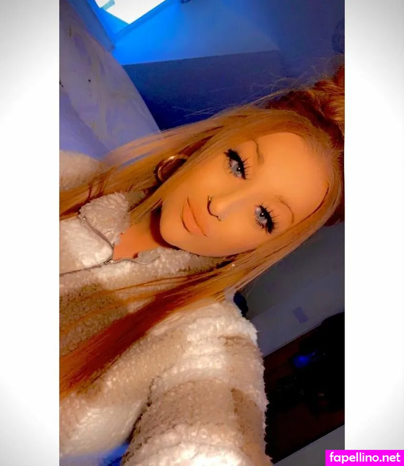 charlotte_irvine95 Nude Leaked OnlyFans Photo #0Gq3SHFKyY