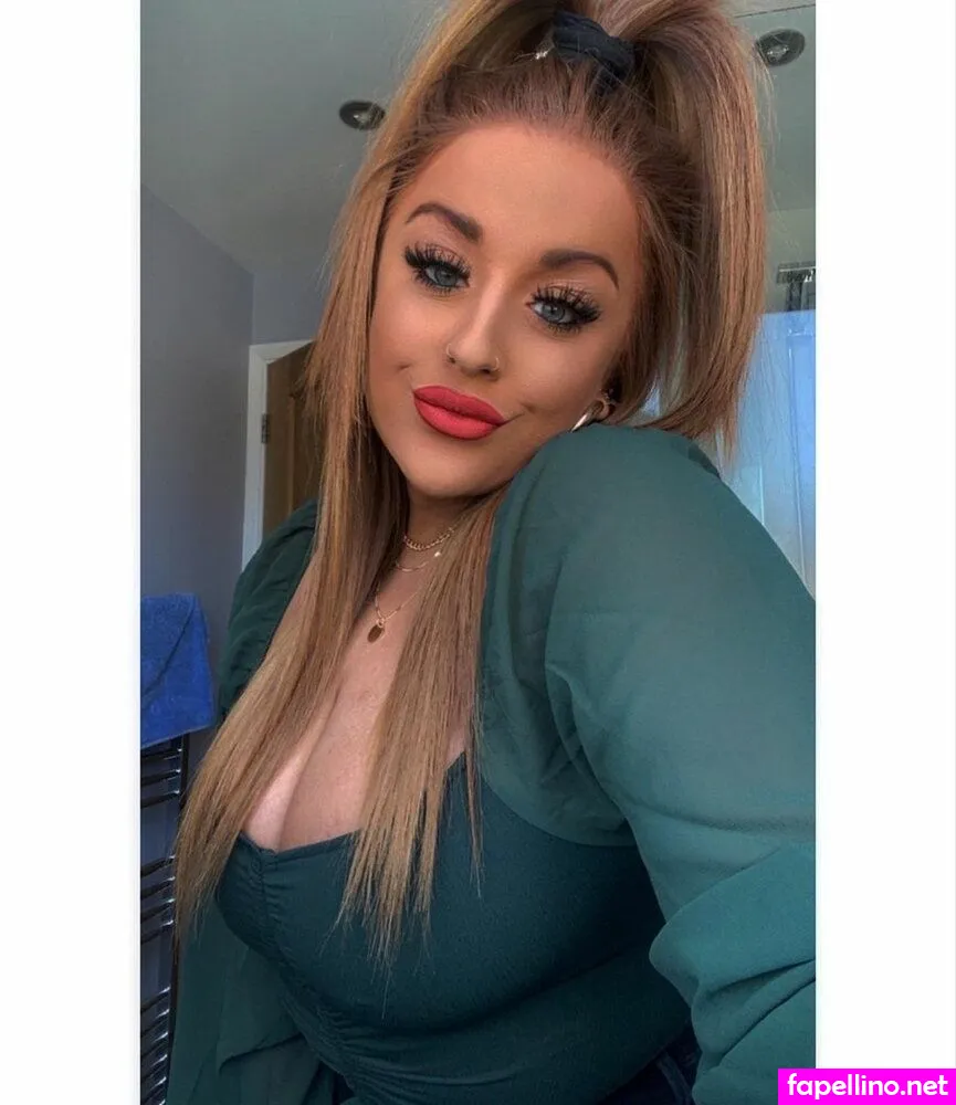 charlotte_irvine95 Nude Leaked OnlyFans Photo #B0TMj6HisY