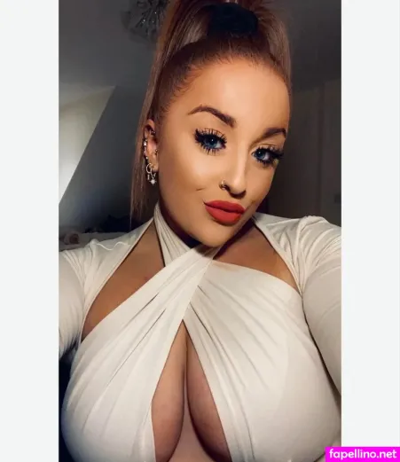 Charlotte Irvine OnlyFans Thumbnail #LhzbPfRRdO