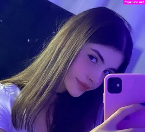 Charlotte Lapiedra OnlyFans Thumbnail #eIrZOeY0sc