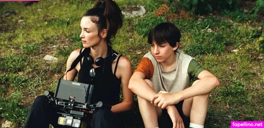 Charlotte Le Bon OnlyFans Thumbnail #CVdW5ATg3Q