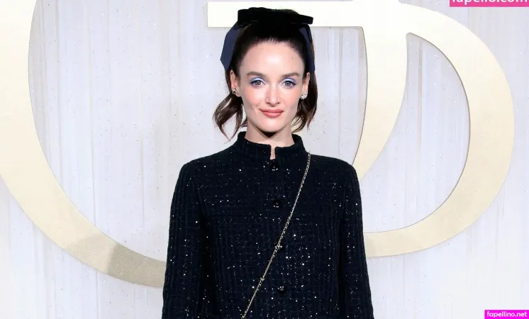 Charlotte Le Bon OnlyFans Thumbnail #aeTZkkMd3t
