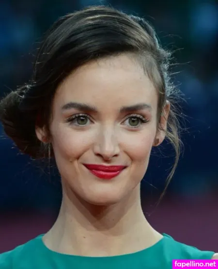 Charlotte Le Bon OnlyFans Thumbnail #xLHd9mp826