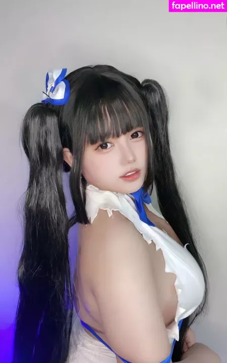 Charlotte Linlin OnlyFans Thumbnail #mMhEewzXP0