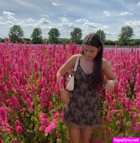 Charlotte Maurice OnlyFans Thumbnail #A1Qm3BzmCT