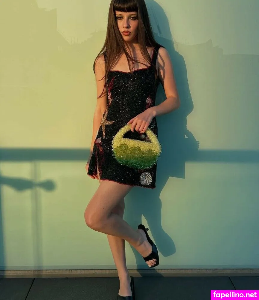 charlotteroberts Nude Leaked OnlyFans Photo #49wNw0KXAm