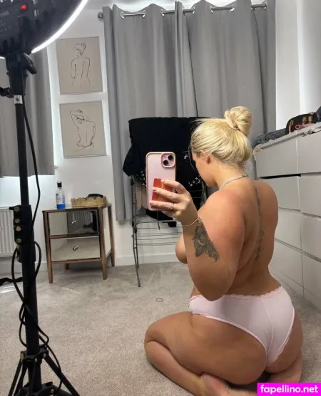 Charlotteberryx OnlyFans Thumbnail #1WAEVgmR1S