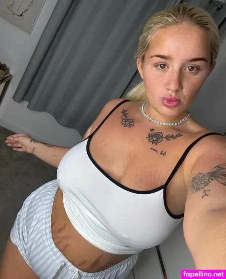 Charlotteberryx OnlyFans Thumbnail #4H9NTMn8Y0