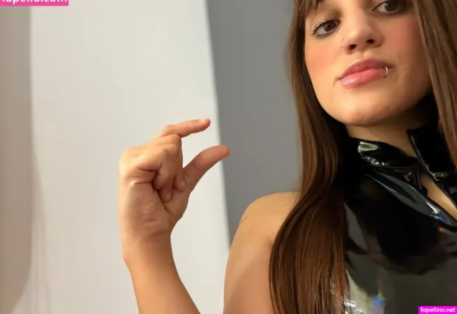 Charlottedarkheart OnlyFans Thumbnail #UepZLQuXPN