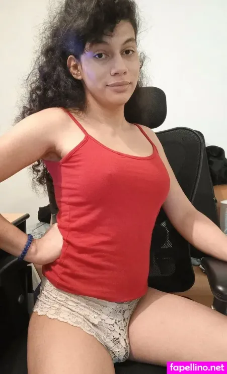 Charlottelatina OnlyFans Thumbnail #2FE20dm4I2