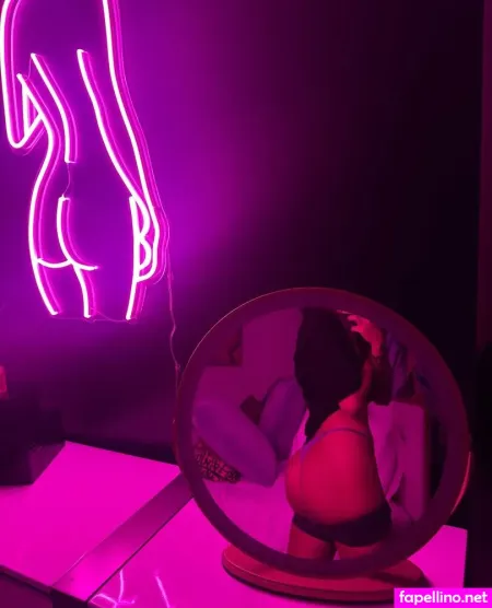 Charlottemae977 OnlyFans Thumbnail #4WUCasAOXb