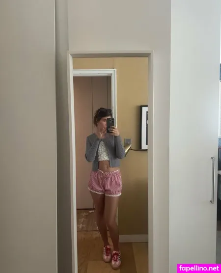 Charlottemae977 OnlyFans Thumbnail #ErlKDfmkZ7