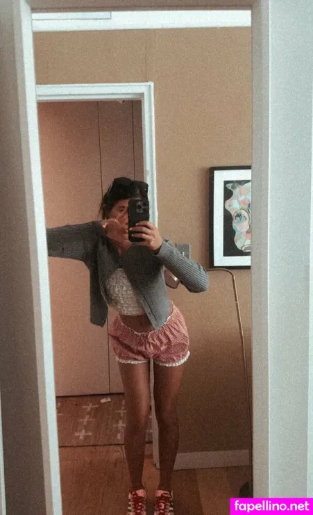 Charlottemae977 OnlyFans Thumbnail #HVaKPPWrc7