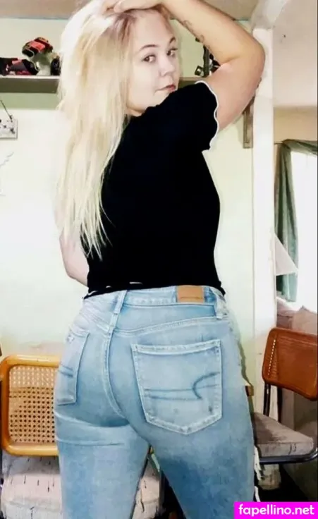Charlotterae012 OnlyFans Thumbnail #EOHlrhJ6Xf