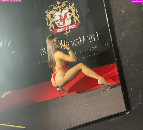 Charlotteswebx OnlyFans Thumbnail #KjKrsvMaa1