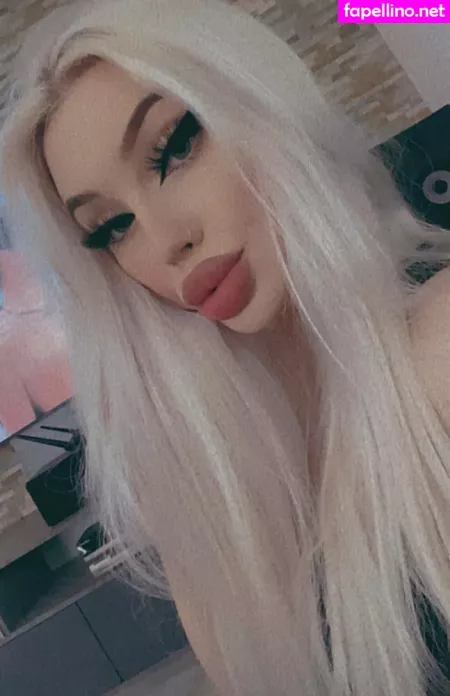 Charlotteventura OnlyFans Thumbnail #HOmfwPVyXM