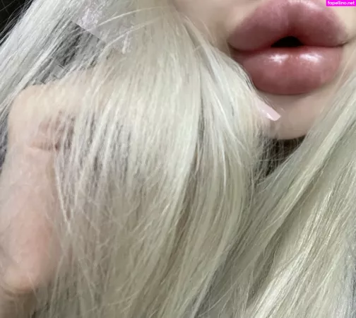 Charlotteventura OnlyFans Thumbnail #MiVwW2hgeM