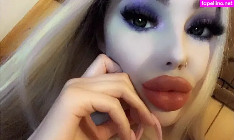 Charlotteventura OnlyFans Thumbnail #OCA6oI4AL1