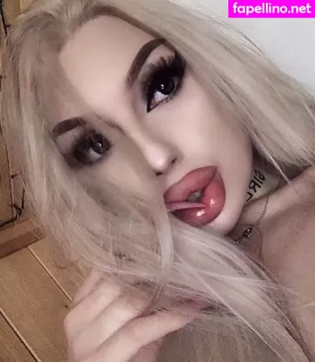 Charlotteventura OnlyFans Thumbnail #YaORVQiXQE