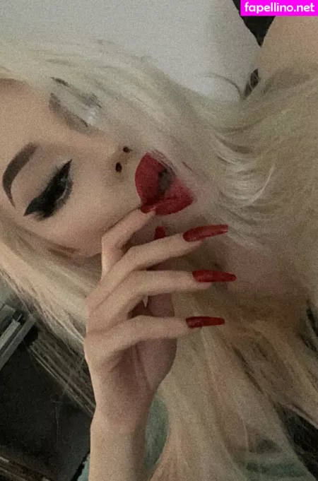 Charlotteventura OnlyFans Thumbnail #Yxx5uvl0mV