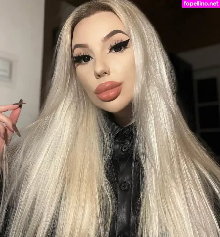 Charlotteventura OnlyFans Thumbnail #quW0uzVlxF