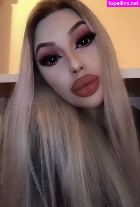 Charlotteventura OnlyFans Thumbnail #rdvkxCk2ae