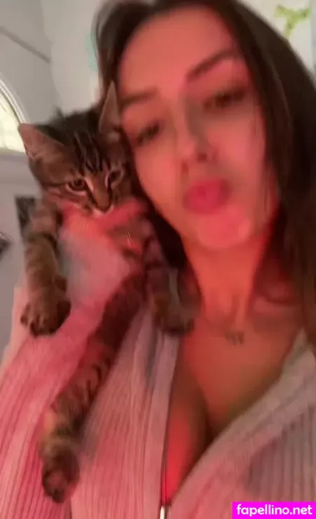 Charly Ashlynn OnlyFans Thumbnail #noEDRi2FQ4