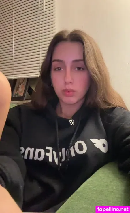 Charly Ashlynn OnlyFans Thumbnail #oEkbdCDEFG