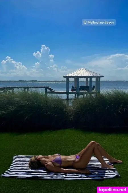 Charmadope OnlyFans Thumbnail #XOQoMMc7A8