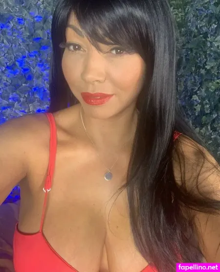 Charmaine Sinclair OnlyFans Thumbnail #Ep4ZkAETEo