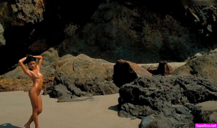 Charmane Star OnlyFans Thumbnail #H7NWIvGPi8