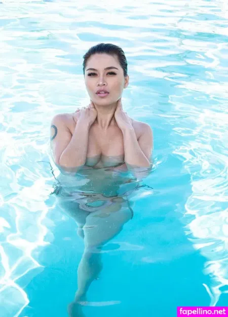 Charmanestar OnlyFans Thumbnail #s5z6r2bccn