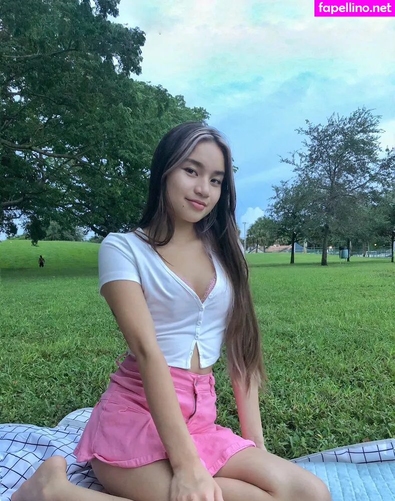 ccharmcake, charmcake Nude Leaked OnlyFans Photo #TcqqzbDXBz