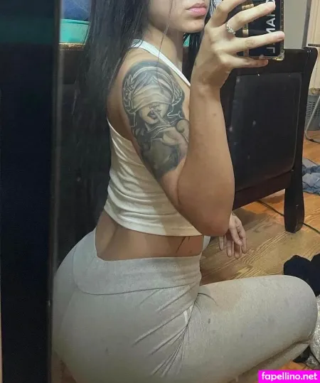 Charmchii Main Profile Photo